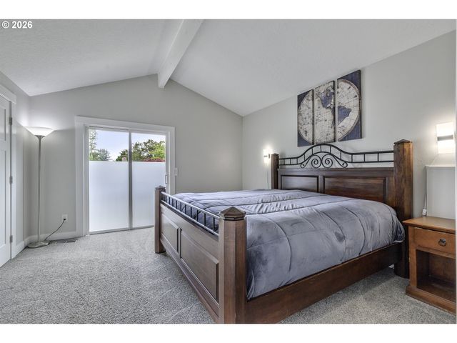 2457 Se WILLOW Dr, Hillsboro, OR 97123