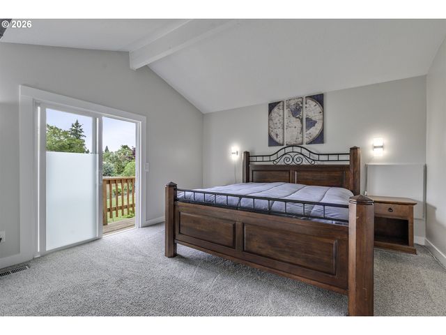 2457 Se WILLOW Dr, Hillsboro, OR 97123