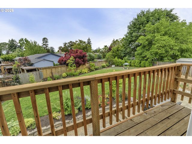 2457 Se WILLOW Dr, Hillsboro, OR 97123