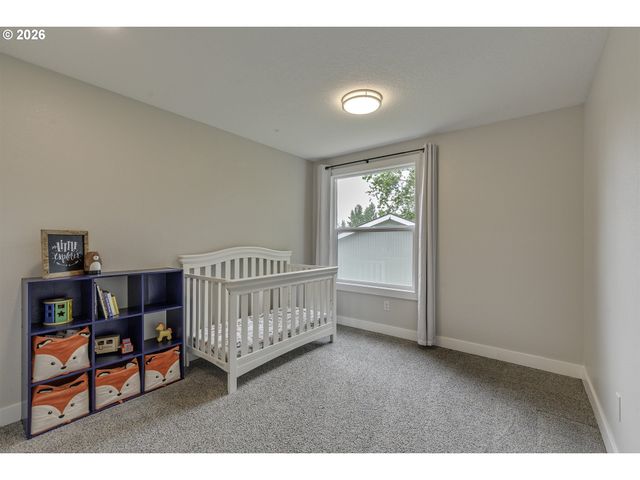 2457 Se WILLOW Dr, Hillsboro, OR 97123