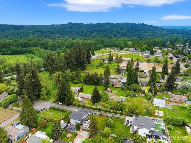 32909 SE 41st Street, Fall City, WA 98024