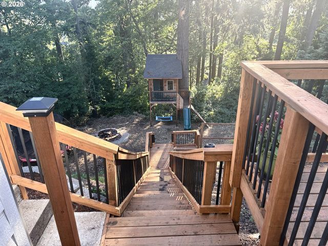 1680 WESTOVER Dr, Eugene, OR 97403