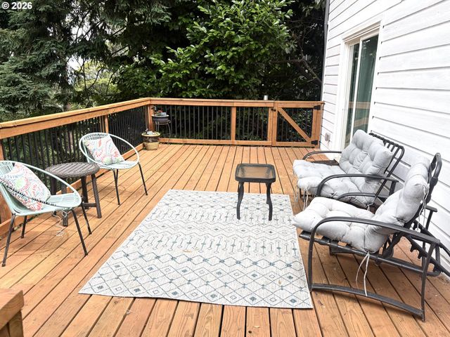 1680 WESTOVER Dr, Eugene, OR 97403