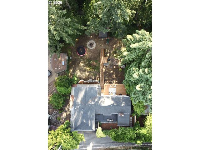 1680 WESTOVER Dr, Eugene, OR 97403