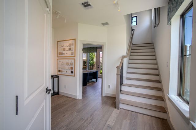 1715 Bologna Lane, Houston, TX 77055