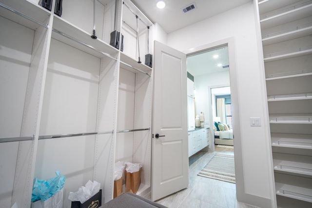 1715 Bologna Lane, Houston, TX 77055