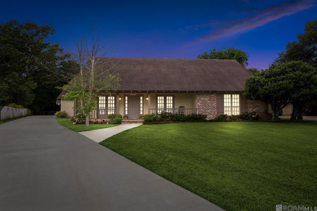 1588 Havenwood Dr, Baton Rouge, LA 70815