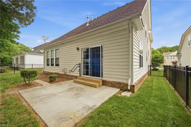 2948 Enchanting CIR, Virginia Beach, VA 23456