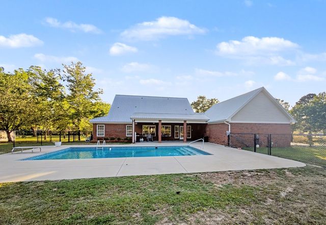 2230 Omussee Road, Dothan, AL 36303