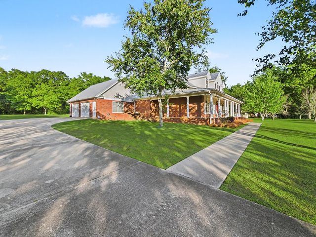 2230 Omussee Road, Dothan, AL 36303