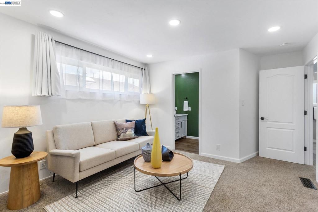 Image 50 of property listing at 16683 Kildare Rd, Castro Valley, CA 94578
