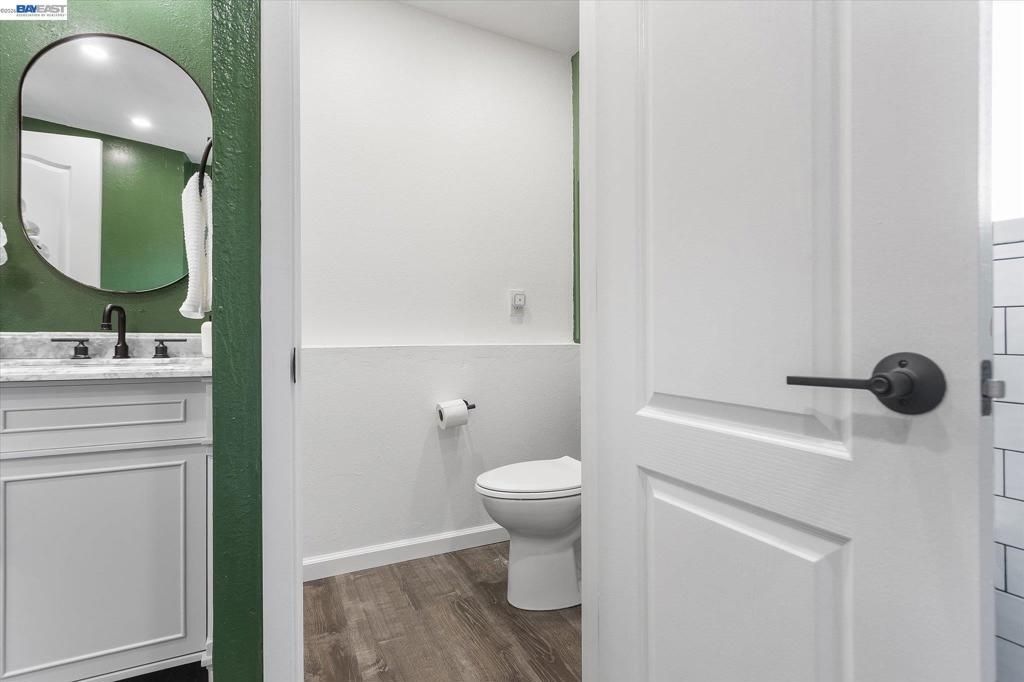 Image 57 of property listing at 16683 Kildare Rd, Castro Valley, CA 94578