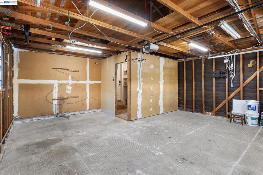 Image 68 of property listing at 16683 Kildare Rd, Castro Valley, CA 94578