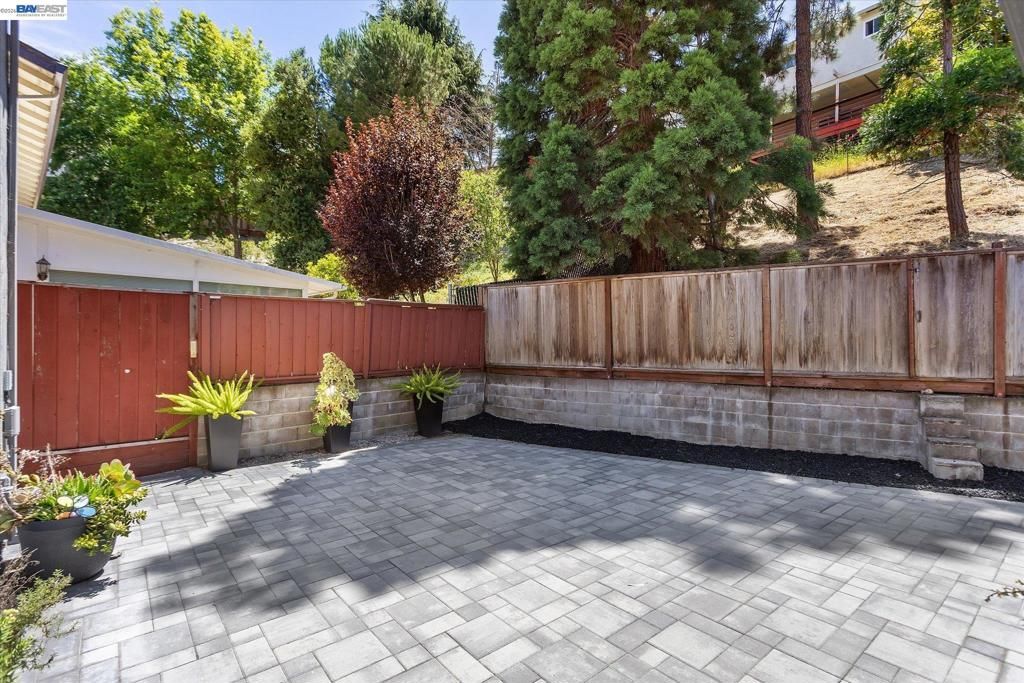 Image 70 of property listing at 16683 Kildare Rd, Castro Valley, CA 94578