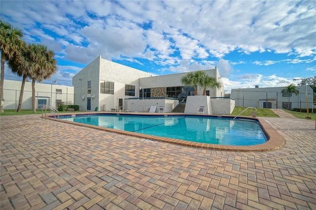 2606 N 38th Ave, Hollywood, FL 33021