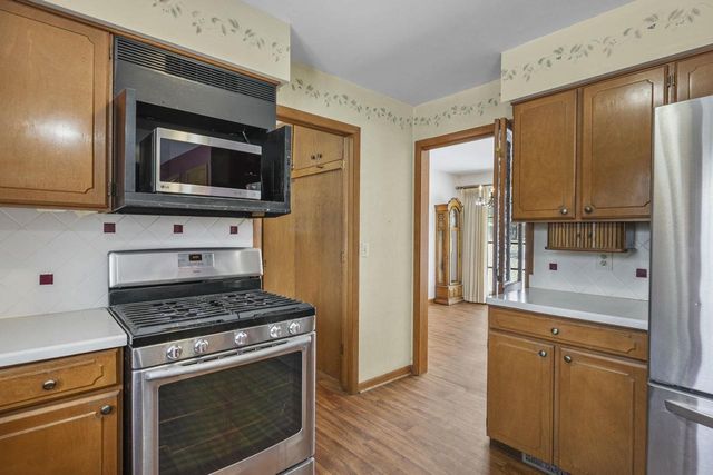 4402 Vale Circle, Madison, WI 53711