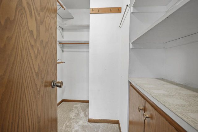 4402 Vale Circle, Madison, WI 53711