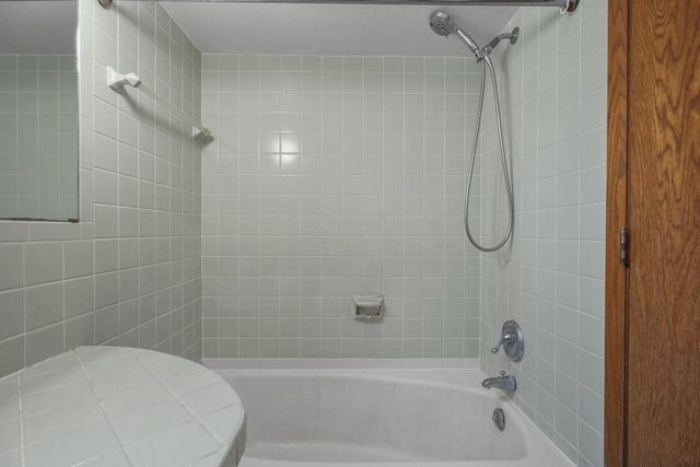 4402 Vale Circle, Madison, WI 53711