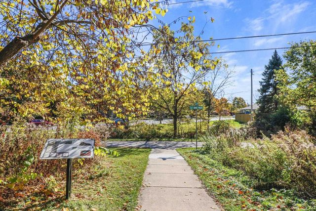 4402 Vale Circle, Madison, WI 53711