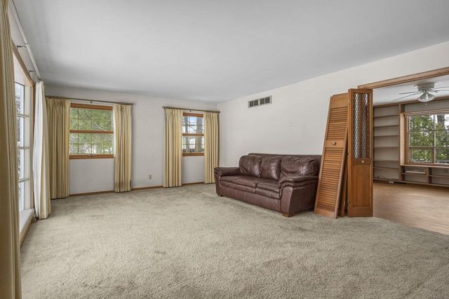 4402 Vale Circle, Madison, WI 53711