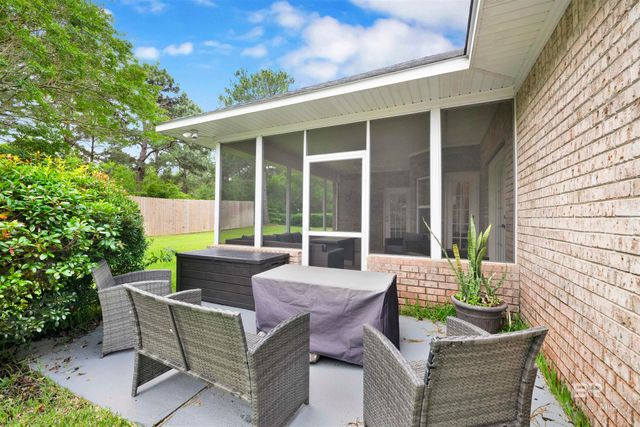 655 Magnolia Circle, Gulf Shores, AL 36542