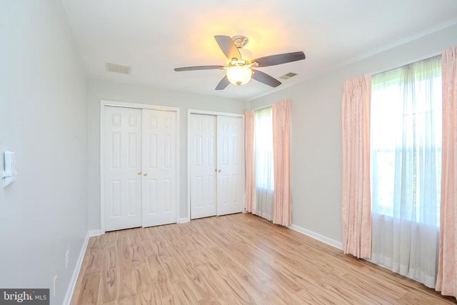 31 HAWTHORN DR, Plainsboro, NJ 08536