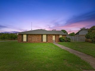2110 Azalea Street, Denton, TX 76205