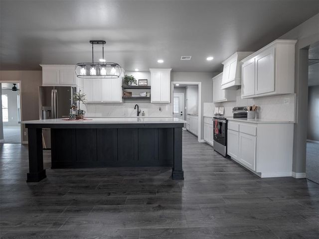 4410 NE 48th Avenue, Norman, OK 73026