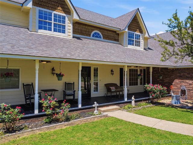 7918 N 156th East Avenue, Owasso, OK 74055