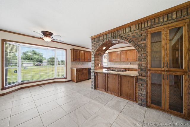 7918 N 156th East Avenue, Owasso, OK 74055