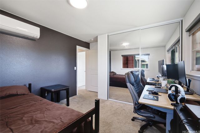 94-1251 Hale Halawai Drive 40, Waipahu, HI 96797