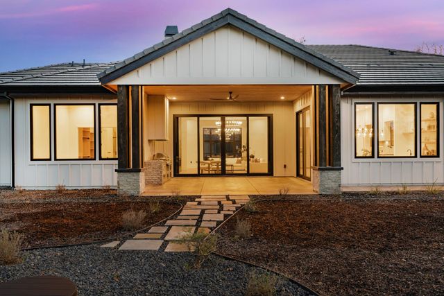 23638 Ironwood, Auburn, CA 95602