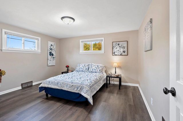 2500 S JEFFERSON STREET, Appleton, WI 54915