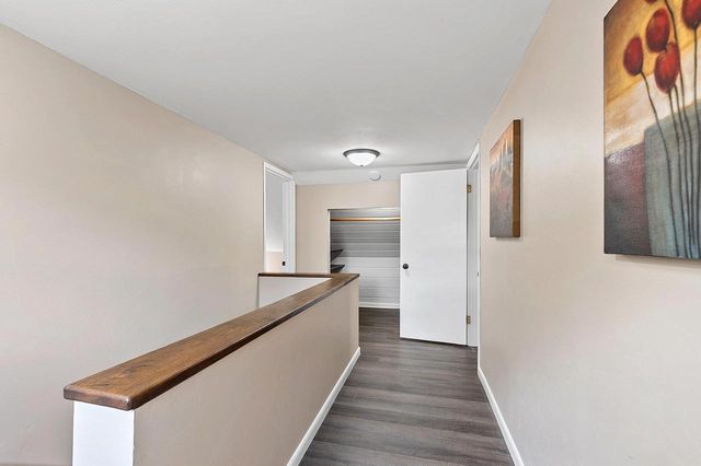 2500 S JEFFERSON STREET, Appleton, WI 54915