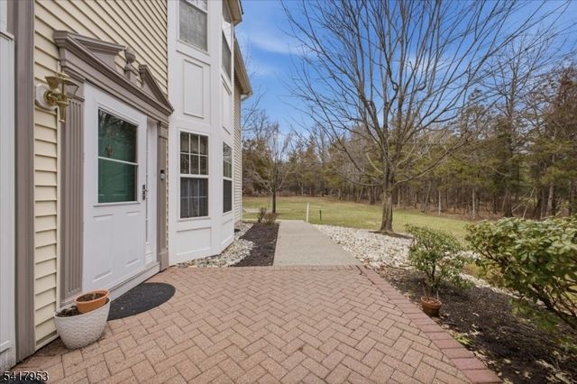 530 Azalea Ter, Branchburg Twp., NJ 08876