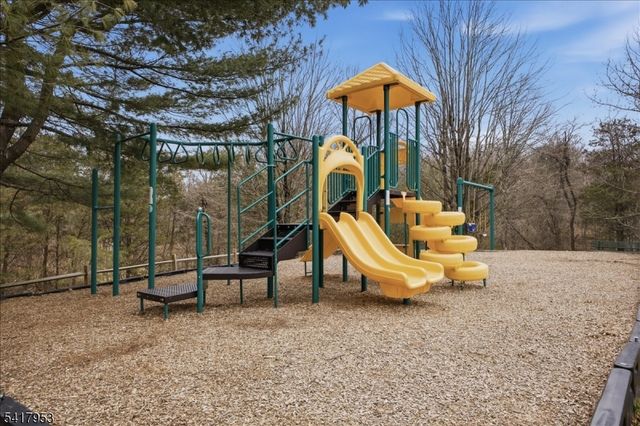 530 Azalea Ter, Branchburg Twp., NJ 08876