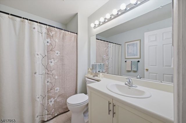 530 Azalea Ter, Branchburg Twp., NJ 08876