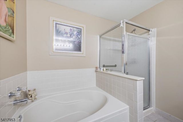 530 Azalea Ter, Branchburg Twp., NJ 08876