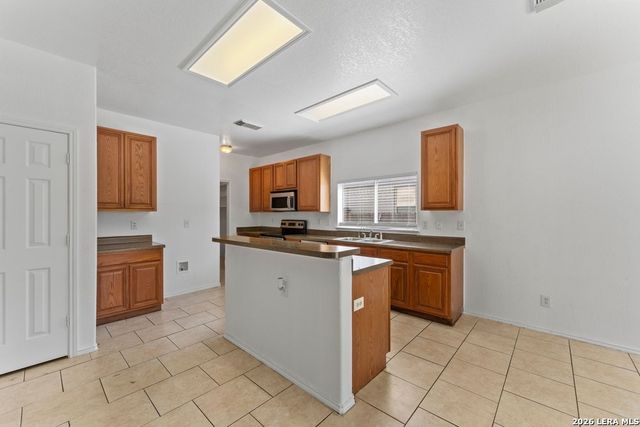 22139 ADVANTAGE RUN, San Antonio, TX 78258