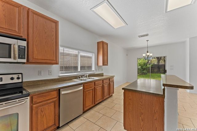 22139 ADVANTAGE RUN, San Antonio, TX 78258