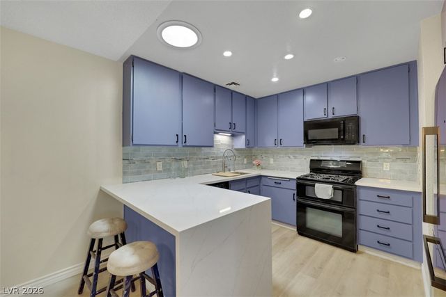7053 Cheerful Circle, Las Vegas, NV 89147