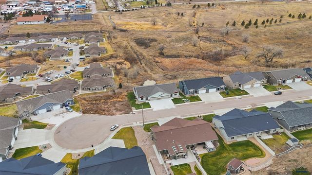 3051 HOEFER AVE, Rapid City, SD 57701