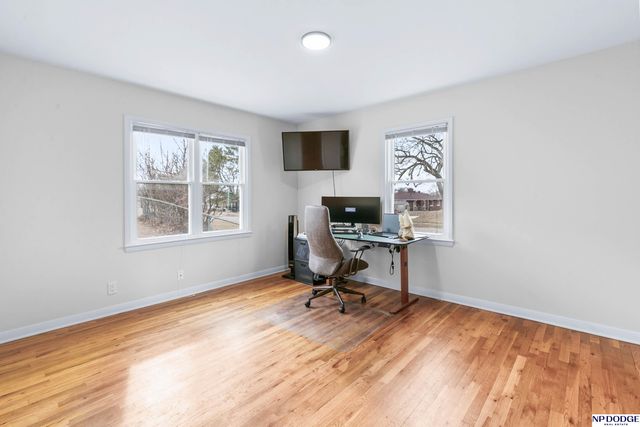 2719 S 44 Street, Omaha, NE 68105