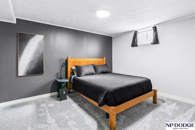 2719 S 44 Street, Omaha, NE 68105