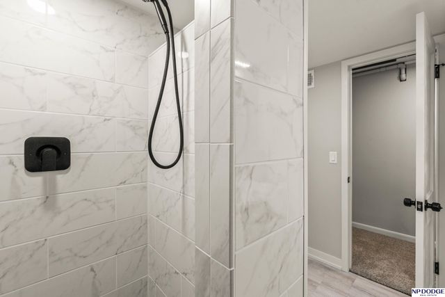 2719 S 44 Street, Omaha, NE 68105