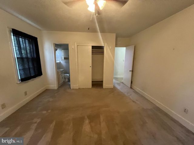4906 HOOD DR, Fredericksburg, VA 22408