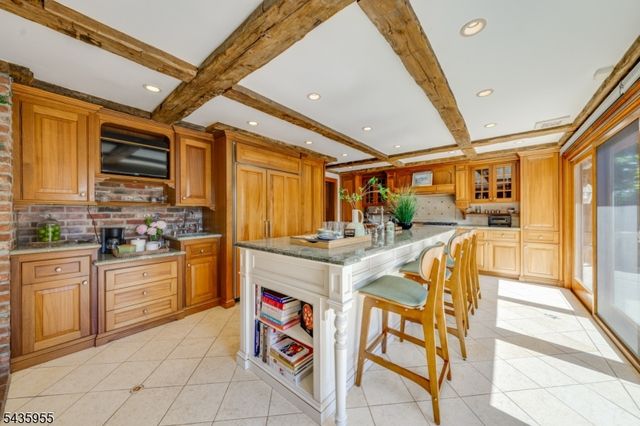43 Knox Hill Rd, Morris Twp., NJ 07960