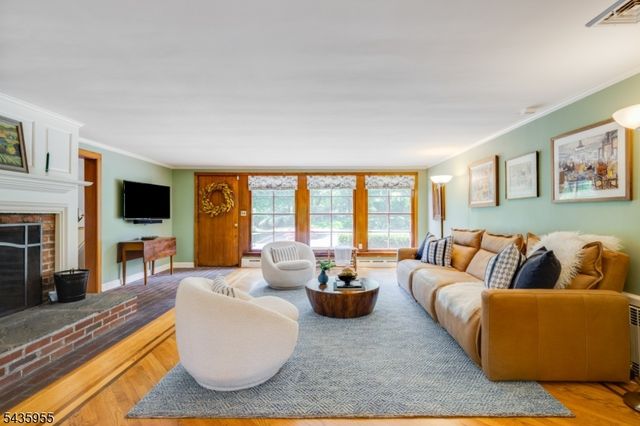 43 Knox Hill Rd, Morris Twp., NJ 07960