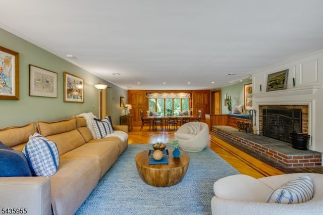 43 Knox Hill Rd, Morris Twp., NJ 07960