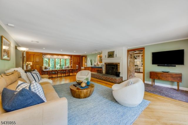 43 Knox Hill Rd, Morris Twp., NJ 07960
